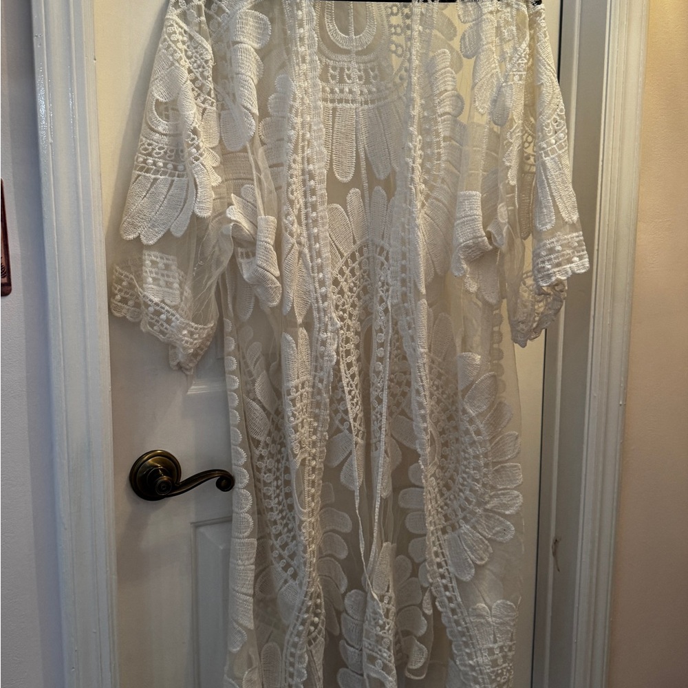 Elegant Lace Cover-Up Caftan KIMONO from Designer Studio One Size BEAUTIFUL ! - Picture 5 of 12